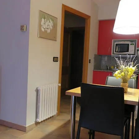 Aparthotel El Serch